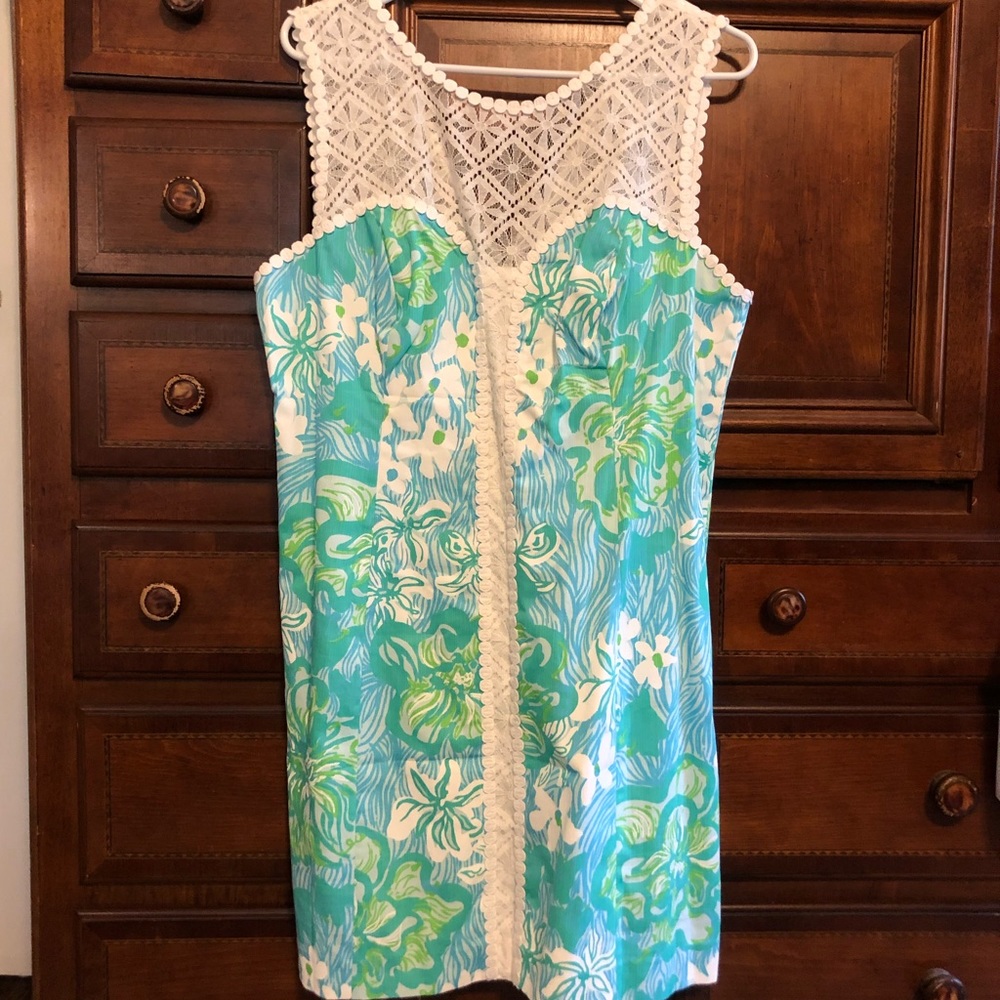Lilly Pulitzer shift dress size 14